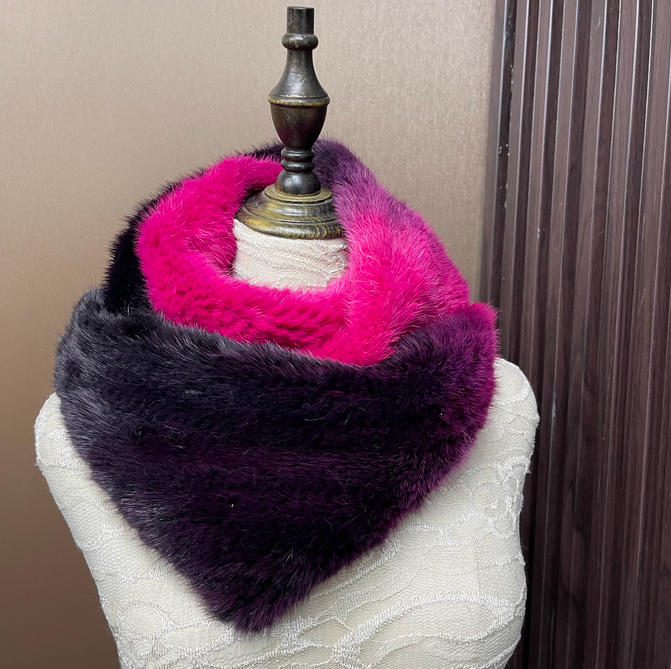 オンブレカラーの本物のミンクファースカーフ、女性用、暖かいニ - Infinity Scarf Knit のレビューと価格