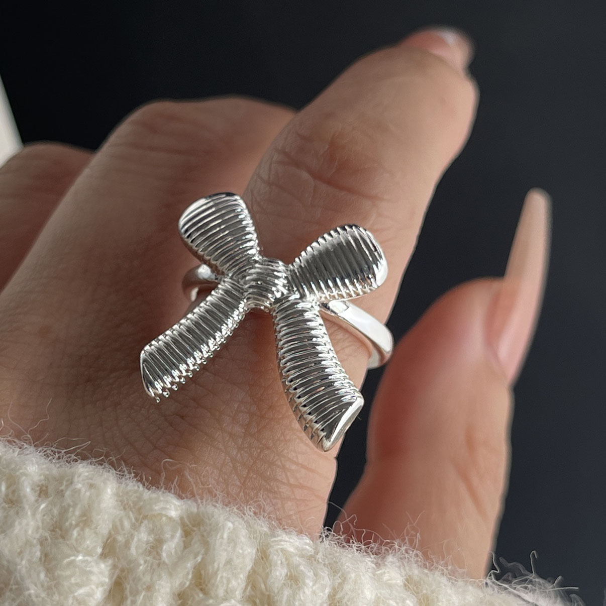 925 スターリングシルバーリング女性のための幾何学的なファ - Tie Clip Silver のレビューと価格