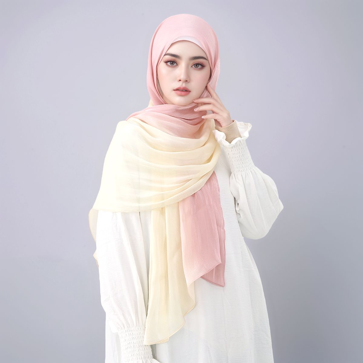 グラデーションツインクルシルクヒジャブスカーフ、ムスリム女性 - Head Wrap Turban のレビューと価格